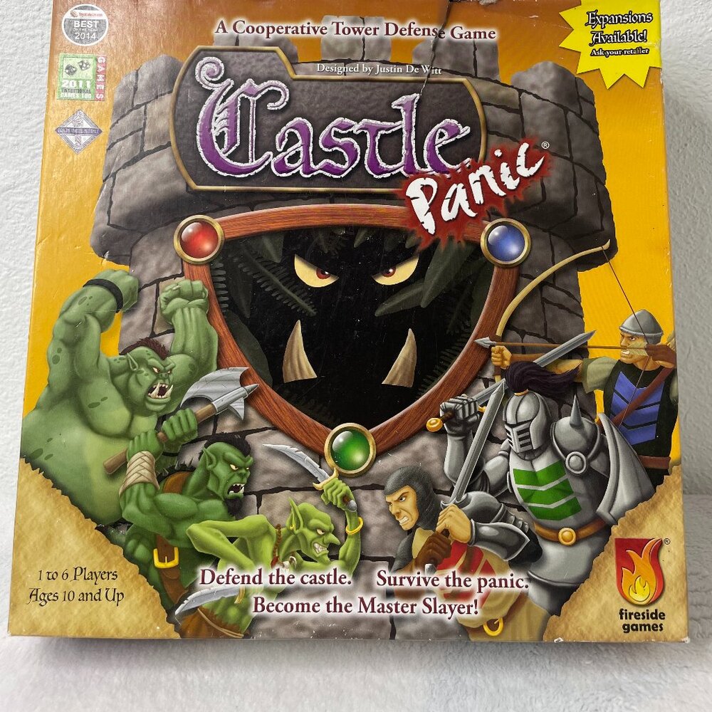 Castle Panic 1st Edition Cooperative Tower Defense Board Game Fireside 1-6 Play